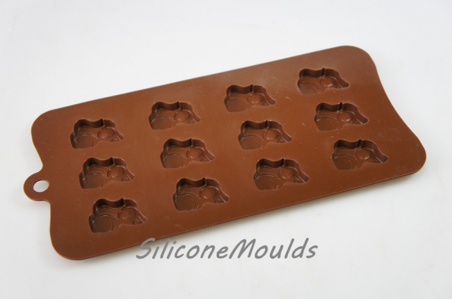 12 cell Small Field Mouse (7g) Silicone Chocolate / Candy Mould