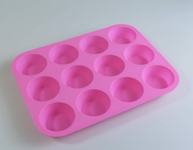12 cell HOT PINK Standard Muffin Silicone Cake Baking Mould