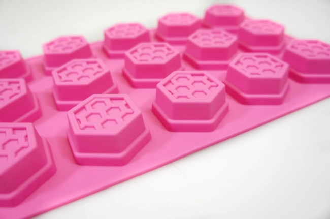 15 cell PINK Honeycomb / Bees Wax Chocolate and Candy Silicone Mould