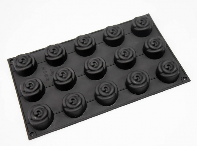15 cell Rose Chocolate / Candy Silicone Cake Baking Mould