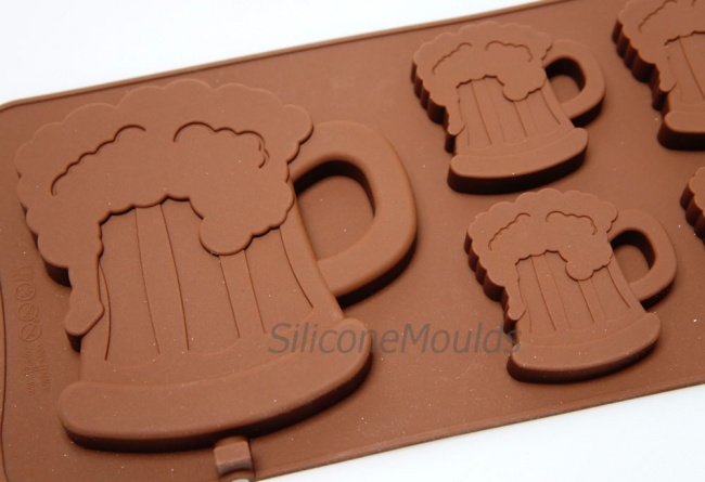 4+1 Dad's Beer Mug Novelty Chocolate Bar or Lolly Silicone Mould