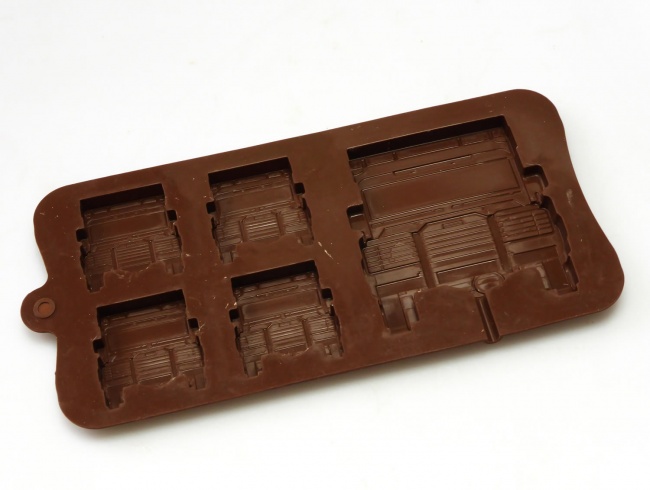 4+1 Off Road Vehicle 4x4 Lolly / Chocolate Bar Silicone Mould