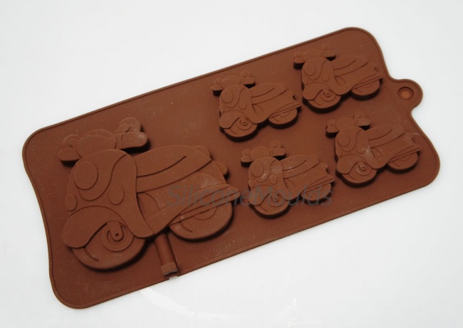 4+1 Scooter / Moped Novelty Chocolate Bar or Lolly Silicone Mould