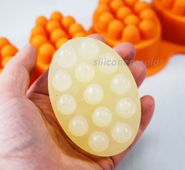 4 cell Knobbly Massage Bar - Silicone Soap Mould - makes approx 135g bars