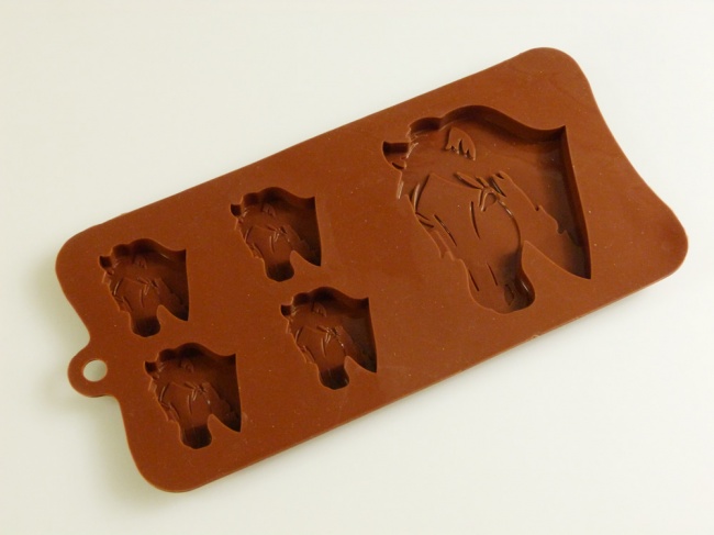 4+1 Horse / Pony Chocolate Silicone Baking Mould - Farm Animals - CLEARANCE
