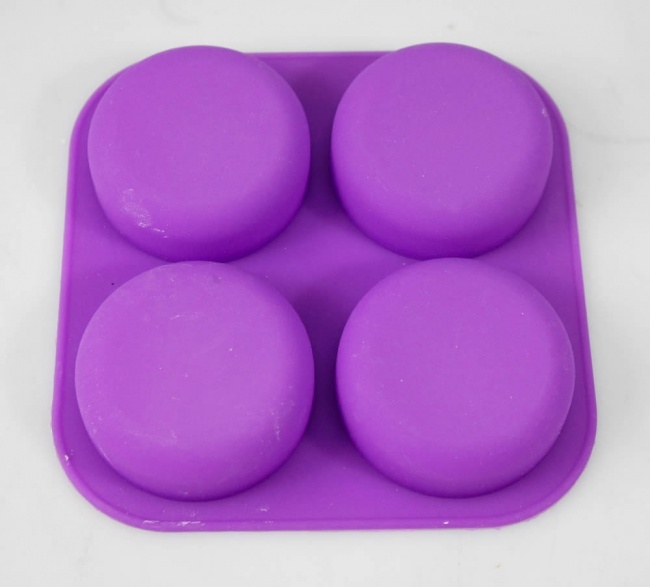 4 cell Round Pebble Silicone Soap Mould - 92mls
