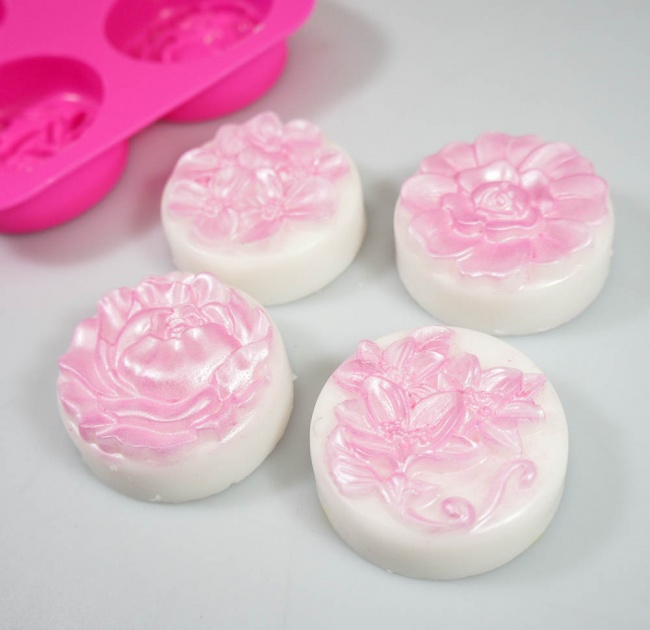 4 cell Summer Flowers - Circular Silicone Soap / Wax Mould - bar weight approx 90g