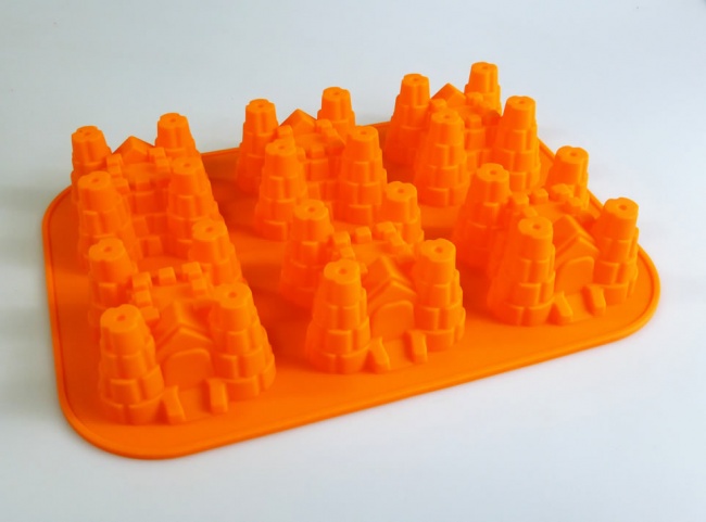 6 cell Standard Castle Silicone Cake Baking Mould - Clearance