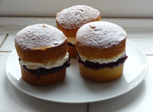 6 Extra Deep / Mini Victoria Sponge Cake Silicone Muffin Baking Mould