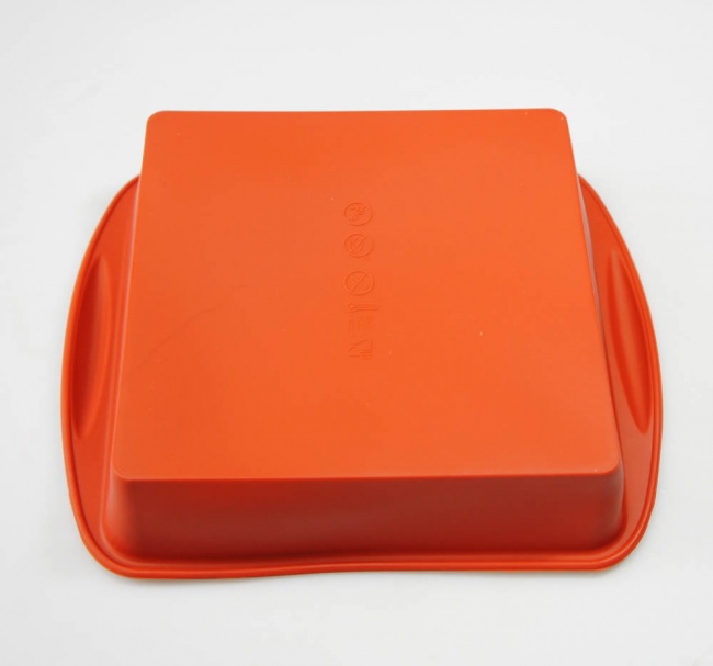 8 inch / 200mm SQUARE Silicone Cake Baking Mould / Tray Bake