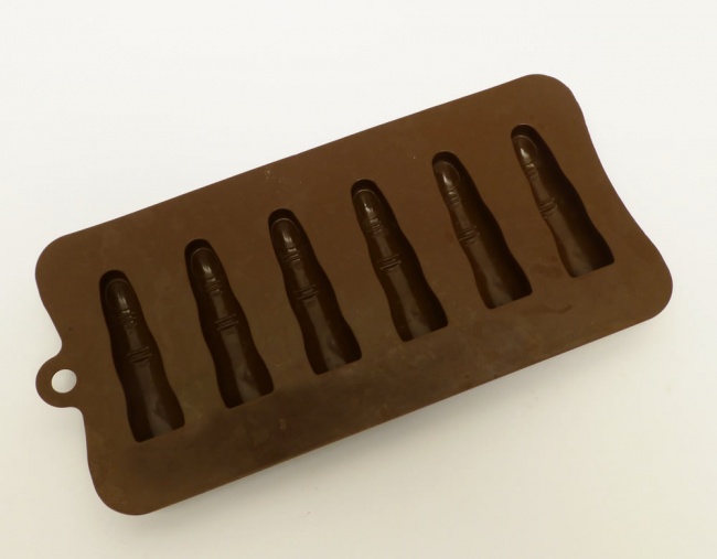 6 cell Spooky Fingers - Novelty Halloween Silicone Chocolate Mould