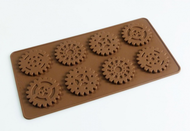 8 cell STEAMPUNK GEARS Chocolate Collection Silicone Mould