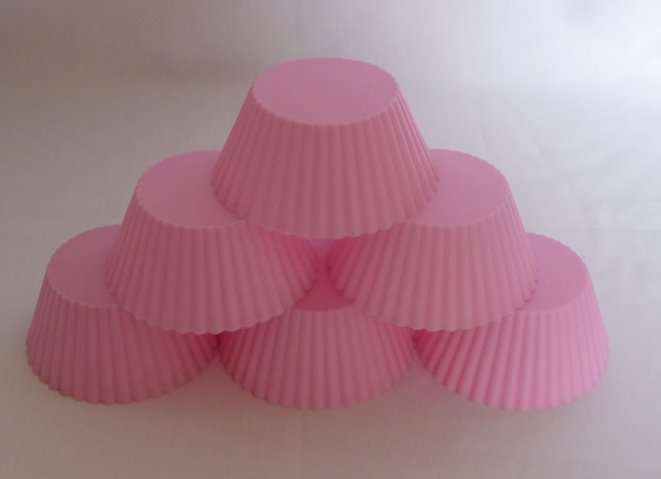 12 Standard Muffin PALE PINK Silicone Bakeware Mould Heavy Duty