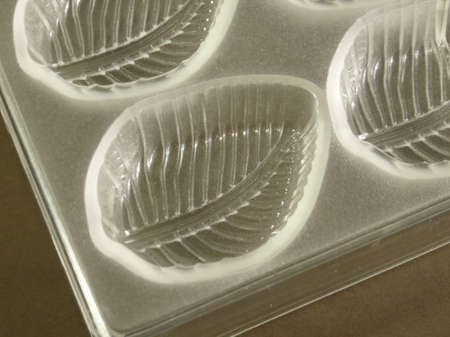 15 cell Leaf / Leaves - Professional Polycarbonate Chocolate Mould - CLEARANCE