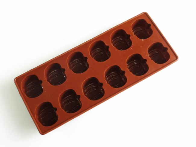12 cell Pumpkins - Halloween Seasonal Silicone Chocolate Mould