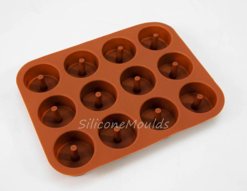 12 cell Hollow Treat Ring Silicone Mould - ideal for filled marshmallows or ice pet licks