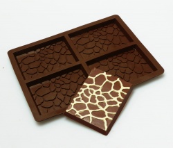 4 cell Giraffe Print / Animal Skin Chocolate Bar Silicone Mould - N040