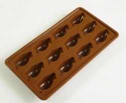 12 cell Penguin Silicone Chocolate and Ice Mould - Christmas Gift