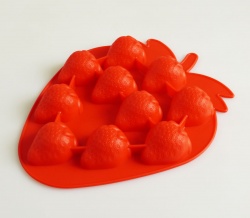 10 cell Strawberry Chocolate / Ice Silicone Baking Mould