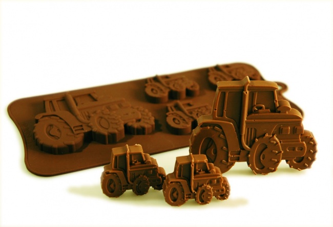 4+1 Tractor Chocolate Collection Silicone Baking Mould